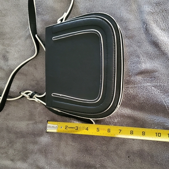 Crossbody bag - Picture 4 of 5